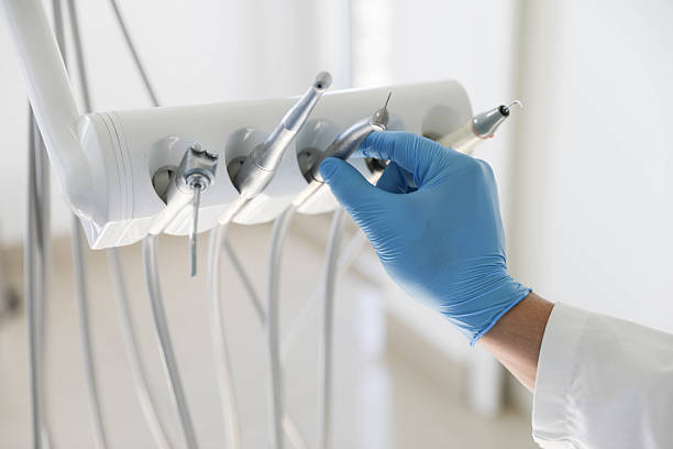 Professional Emergency Dentist technician working in Big Lake, WA